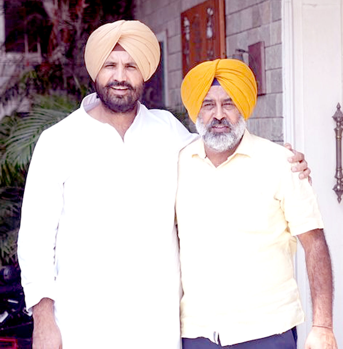 Raja Warring and Pargat Singh seen united ahead of Samvidhan Bachao rally.